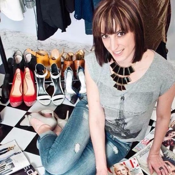 MEET YOUR SELLER! - Picture 1 of 2